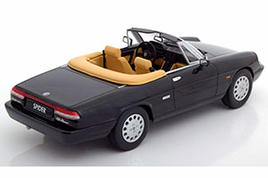 ALFA ROMEO SPIDER 4 WITH REMOVABLE SOFTTOP BLACK CREME LIMITED EDITION 750 PCS — фото 2