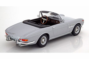 FERRARI 275 GTS PININFARINA SPYDER WITH SPOKE RIMS 1964 SILVER LIMITED EDITION 500 PCS — фото 2