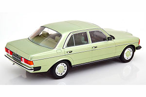 MERCEDES 280E W123 1977 LIGHTGREEN-METALLIC LIMITED EDITION 1000 PCS — фото 2