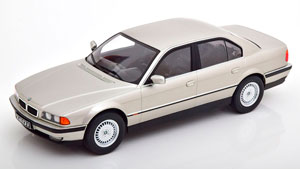 МОДЕЛЬ КОЛЛЕКЦИОННАЯ BMW 740I E38 1 SERIES 1994 SILVER