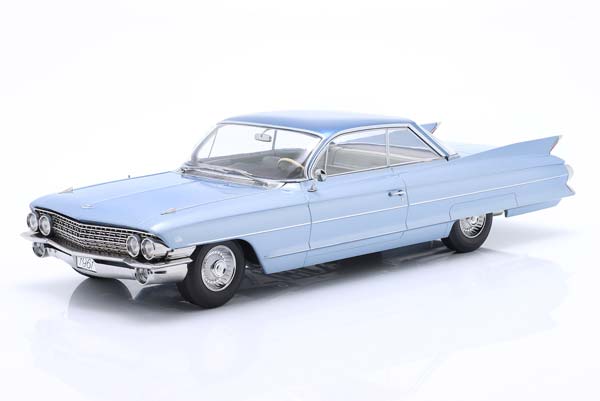 CADILLAC COUPE DEVILLE SERIES 62 1961 LIGHTBLUE-METALLIC BLUEMETALLIC