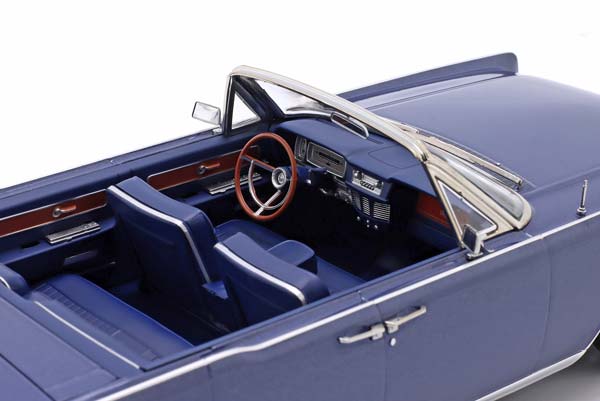 LINCOLN CONTINENTAL CONVERTIBLE TV SERIES LINCOLN LAWYER 1963 BLUE METALLIC / ЛИНКОЛН КОНТИНЕНТАЛ КАБРИОЛЕТ ТВ СЕРИЯ ЛАВЙЕР СИНИЙ МЕТАЛЛИК — фото 5