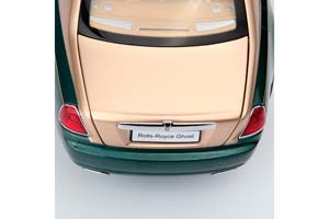 ROLLS-ROYCE GHOST I 2010-2020 BROOKLANDS GREEN/GOLD — фото 17