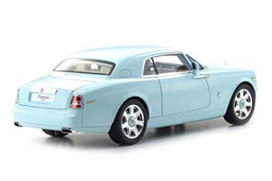 ROLLS-ROYCE PHANTOM DROPHEAD COUPE 2015 LIGHT BLUE / РОЛЛС-РОЙС ФАНТОМ КУПЕ СВЕТЛО-ГОЛУБОЙ — фото 2