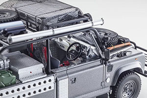 LAND ROVER DEFENDER FROM THE MOVIE LARA CROFT TOMB RAIDER GRAY — фото 4