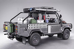 LAND ROVER DEFENDER FROM THE MOVIE LARA CROFT TOMB RAIDER GRAY — фото 2