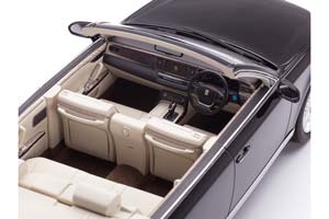 TOYOTA CENTURY CONVERTIBLE ЧЕРНЫЙ — фото 3