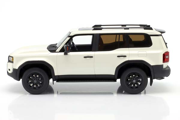 TOYOTA LAND CRUISER 250 YEAR 2024 WHITE / ТОЙОТА ЛАНД КРУИСЕР 250 БЕЛЫЙ — фото 4