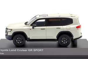 TOYOTA LAND CRUISER GR SPORT YEAR 2021 WHITE / ТОЙОТА ЛАНД КРУИСЕР ГР СПОРТ БЕЛЫЙ — фото 4