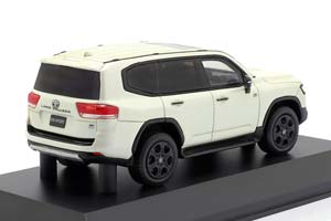 TOYOTA LAND CRUISER GR SPORT YEAR 2021 WHITE / ТОЙОТА ЛАНД КРУИСЕР ГР СПОРТ БЕЛЫЙ — фото 2