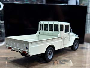 TOYOTA LAND CRUISER 40 PICKUP WHITE / ТОЙОТА ЛЕНД КРУЗЕР 40 ПИКАП БЕЛЫЙ — фото 5