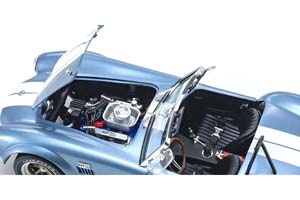 SHELBY COBRA 427 S/C SAPPHIRE BLUE/WHITE (08047SBL) 1:18 — фото 5