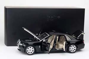 ROLLS-ROYCE GHOST BLACK/SILVER (08802BKS2) — фото 11