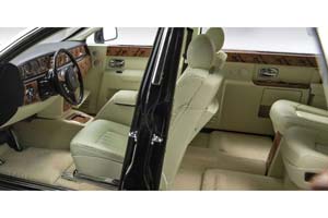 ROLLS-ROYCE PHANTOM EWB BLACK/SILVER (08841BKS) — фото 5