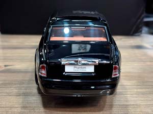 ROLLS-ROYCE PHANTOM EXTENDED DIAMOND BLACK / РОЛЛС-РОЙС ФАНТОМ УДЛИНЕННЫЙ ДИАМАНТОВО-ЧЕРНЫЙ — фото 6