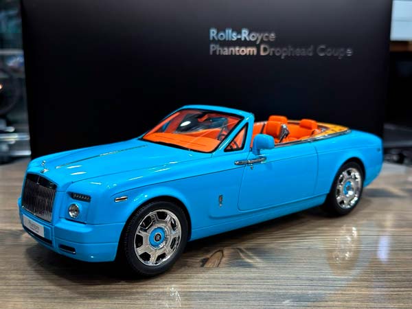 ROLLS ROYCE PHANTOM DROPHEAD COUPE LIGHT BLUE 08871BL KYOSHO / 08871BL KYOSHO РОЛЛС-РОЙС ФАНТОМ ДРОПХЕД КУПЕ СВЕТЛО-СИНИЙ