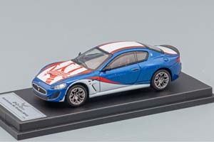 MASERATI GRAN TURISMO MС STRADALE (M145), BLUE / WHITE / RED