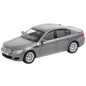 BMW M5 E60 2004, GREY (ДЛИНА МОДЕЛИ 6-10 СМ)