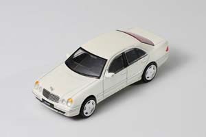 MERCEDES W210 E55 AMG E-CLASS / МЕРСЕДЕС Е-КЛАСС БЕЛЫЙ (ДЛИНА 7-10 СМ)