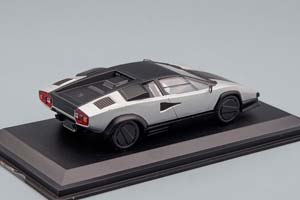 LAMBORGHINI COUNTACH EVOLUZIONE (1987), SILVER / MATT BLACK — фото 2