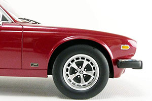 JAGUAR XJ6 1982 RED (LIMITED EDITION 250 PCS) / ЯГУАР ИКСДЖЕЙ КРАСНЫЙ — фото 6