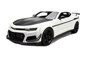 CHEVROLET CAMARO ZL1 1LE HENNESSEY EXORCIST БЕЛЫЙ С ЧЕРНЫМ