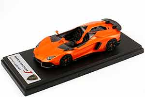 LAMBORGHINI AVENTADOR J ОРАНЖЕВЫЙ