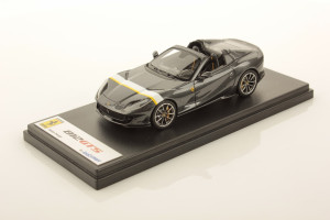 FERRARI 812 GTS (GRIGIO SILVERSTONE WITH WHITE/YELLOW LIVERY) СЕРЫЙ С БЕЛЫМ И ЖЕЛТЫМ