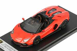 LAMBORGHINI AVENTADOR ULTIMAE ROADSTER (ARANCIO XANTO) КРАСНЫЙ
