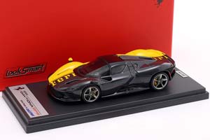 FERRARI DAYTONA SP3 YELLOW METALLIC BLACK METALLIC / ФЕРРАРИ ДАЙТОНА SP3 ЖЕЛТЫЙ МЕТАЛЛИК ЧЕРНЫЙ