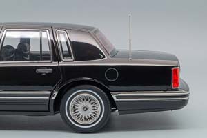 LINCOLN TOWN CAR 1990, BLACK — фото 12