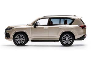 LEXUS LX600 2026 GOLDEN / ЛЕКСУС ЛХ600 ЗОЛОТИСТЫЙ (ДЛИНА 7-10 СМ) — фото 7