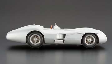 MERCEDES W196R STREAMLINER BODY 1954-1955 SILVER — фото 3