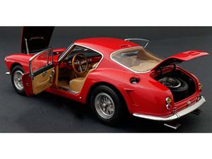 FERRARI 250 GT BERLINETTA PASSO CORTO/SWB 1961 STREET VERSION — фото 12