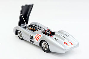 MERCEDES W196R STREAMLINER BODY #16 MONZA GP STIRLING MOSS 1954/55 LIMITED EDITION 4000 — фото 3