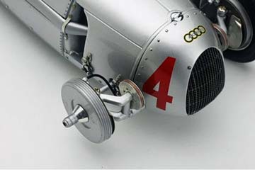 AUTO UNION TYPE C #4 1936 SILVER — фото 7
