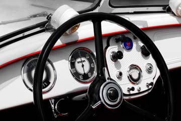 AUDI FRONT 225 ROADSTER 1935 WHITE ANNIVERSARY 100 YEARS AUDI IN SPECIAL BOX — фото 3