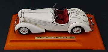 AUDI FRONT 225 ROADSTER 1935 WHITE RED LEATHER ANNIVERSARY MODEL-100 YEARS OF AUDI- SPECIAL EDITION 50 PIECES — фото 11