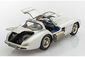 MERCEDES 300 SLR UHLENHAUT COUPE WITH MUFFLER (BLUE INTERIOR) 1955 SILVER — фото 3