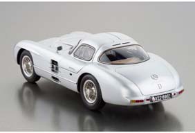 MERCEDES 300 SLR UHLENHAUT COUPE WITH MUFFLER (BLUE INTERIOR) 1955 SILVER — фото 6