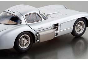 MERCEDES 300 SLR UHLENHAUT COUPE WITH MUFFLER (BLUE INTERIOR) 1955 SILVER — фото 9