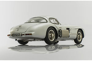 MERCEDES 300 SLR UHLENHAUT COUPE WITH MUFFLER (BLUE INTERIOR) 1955 SILVER — фото 2