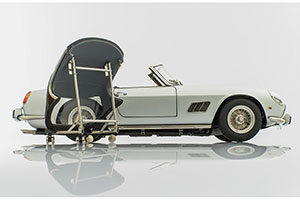 FERRARI 250 GT SWB CALIFORNIA SPYDER 1961 SILVER LIMITED EDITION 2500 PCS. (HARD TOP INCLUDED) — фото 4