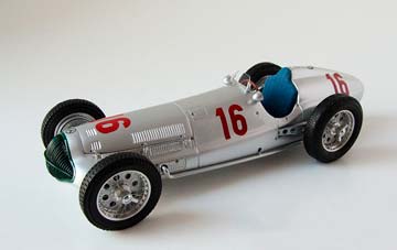 MERCEDES W154 1938 GP GERMANY #16 SEAMAN LIMITED EDITION 3000 — фото 10