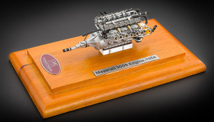 MASERATI 300S 1956 ENGINE INCLUDING SHOWCASE