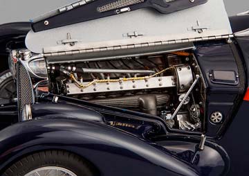BUGATTI 57 SC CORSICA ROADSTER REDSTRIPES EDITION 1938 BLUE LIMITED EDITION 300 PCS. — фото 14