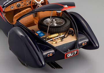 BUGATTI 57 SC CORSICA ROADSTER REDSTRIPES EDITION 1938 BLUE LIMITED EDITION 300 PCS. — фото 15