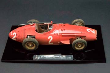 MASERATI 250F DIRTY HERO GP FRANCE 1957 FANGIO #2 LIMITED EDITION 1000 PCS. — фото 3