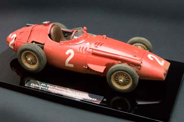 MASERATI 250F DIRTY HERO GP FRANCE 1957 FANGIO #2 LIMITED EDITION 1000 PCS. — фото 2