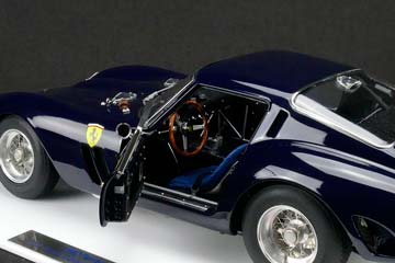 FERRARI 250 GTO 1962 DARK BLUE SPECIAL EDITION TECHNO CLASSICA 2016 LIMITED EDITION 200 PCS. — фото 4